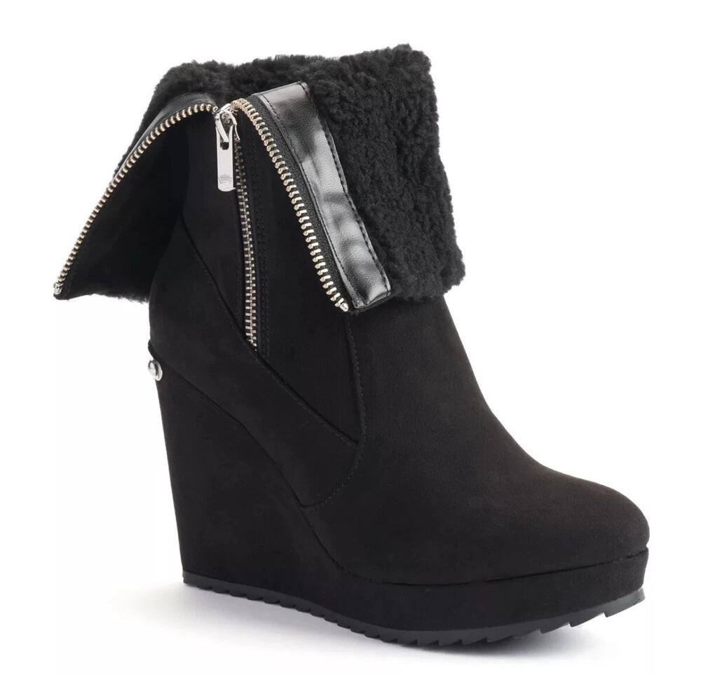 Juicy Couture Fold-Over Wedge Kasia Boots Ingot Micah Zamino Jenner 7.5 Black